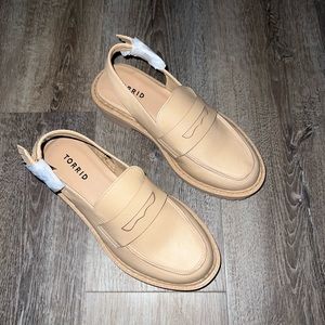 NWT Torrid Sandals